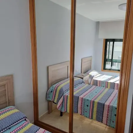 Piso Nuevo Al Lado Playa Parking Privado Gratis Apartment